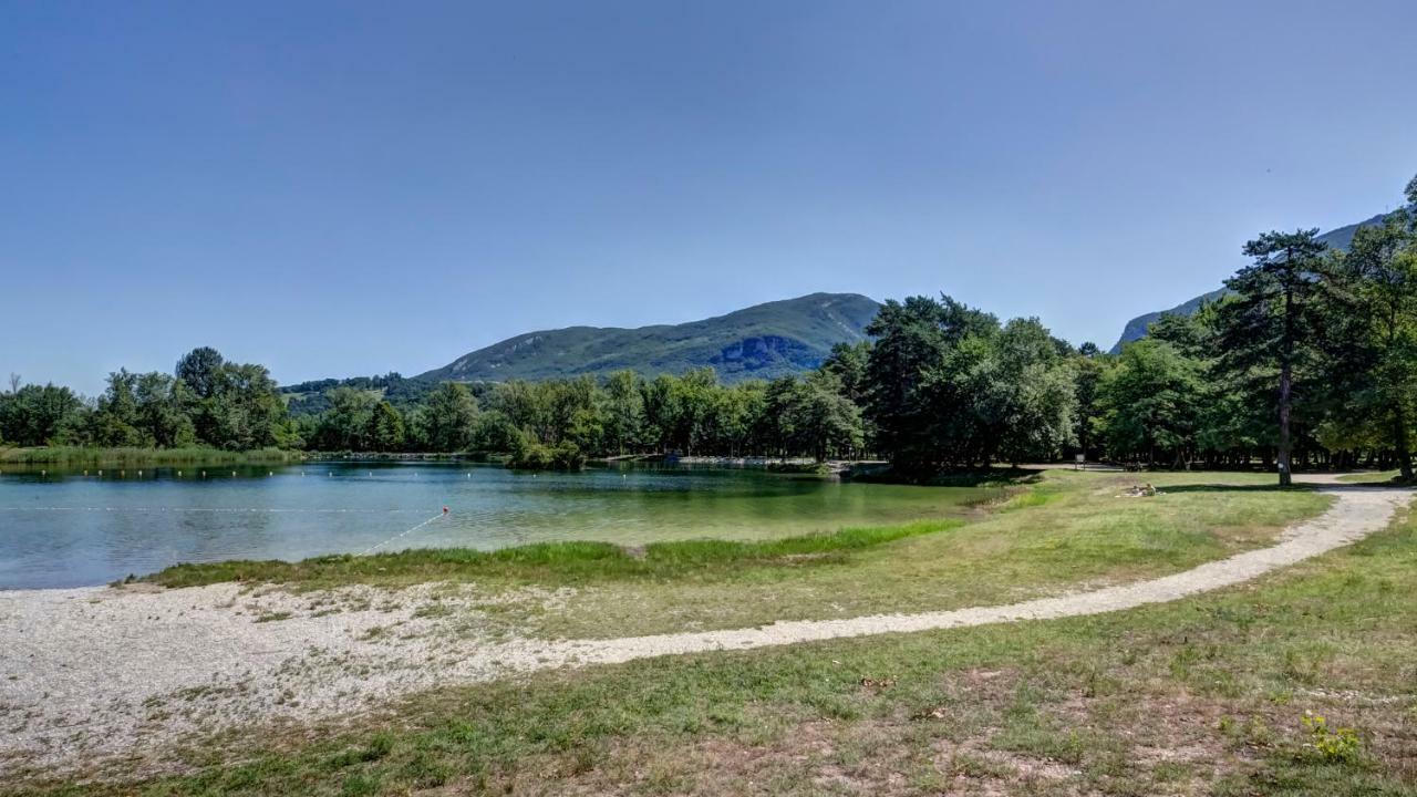 Vacanceole - Le Village Des Oiseaux Motz 外观 照片